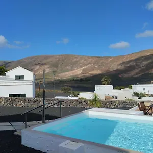 https://apartamento-pancho-tabayesco.in-canary-islands.com