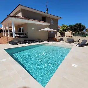 https://victorias-paradise.balearic-islands.net